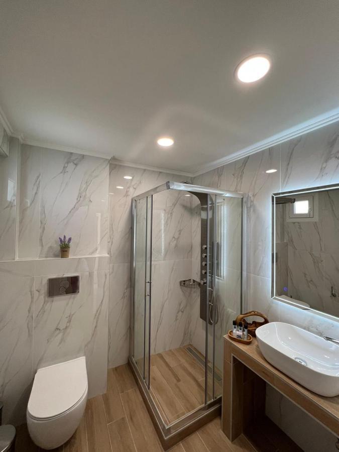 Wide Blue Luxury Boutique Suites 新马尔马拉斯 外观 照片
